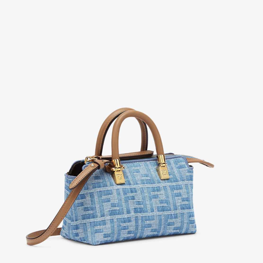 حقيبه وأي ميني من فيندي