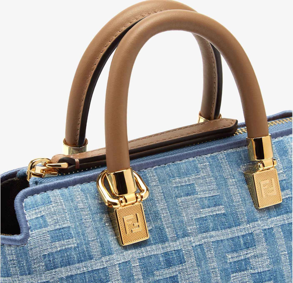 حقيبه وأي ميني من فيندي