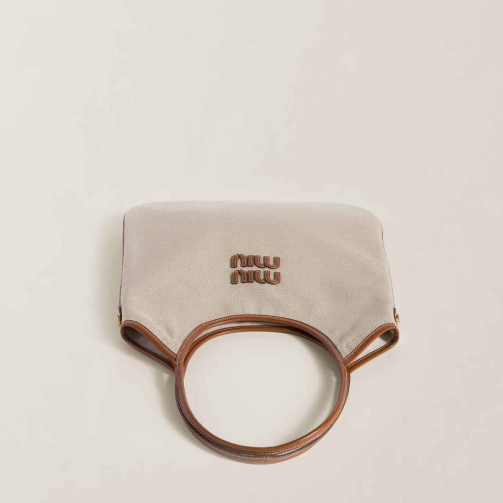 توت باق من ميو ميو