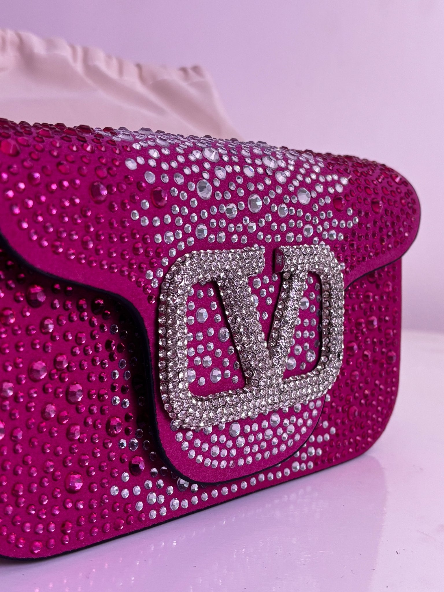 حقيبه فلنتينو يد - WOW BOUTIQUE