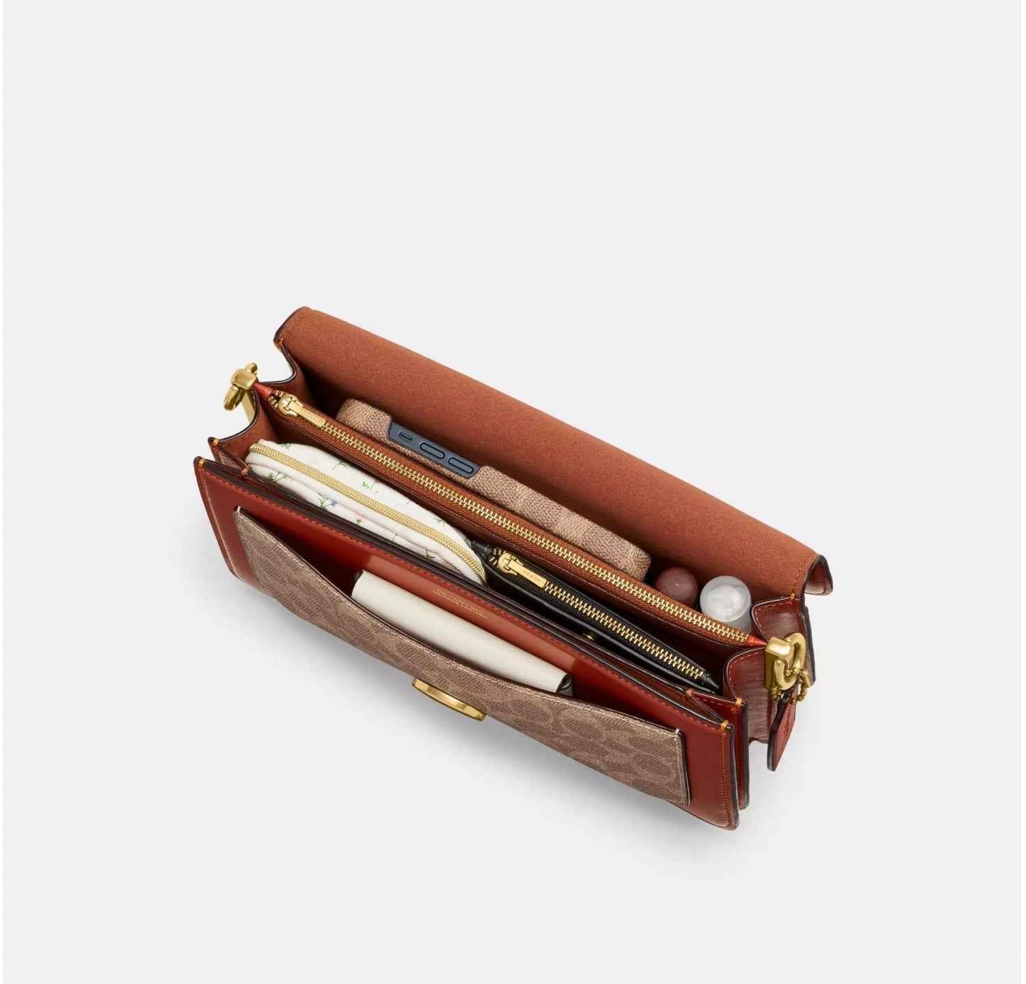 كوتش تابي - WOW BOUTIQUE