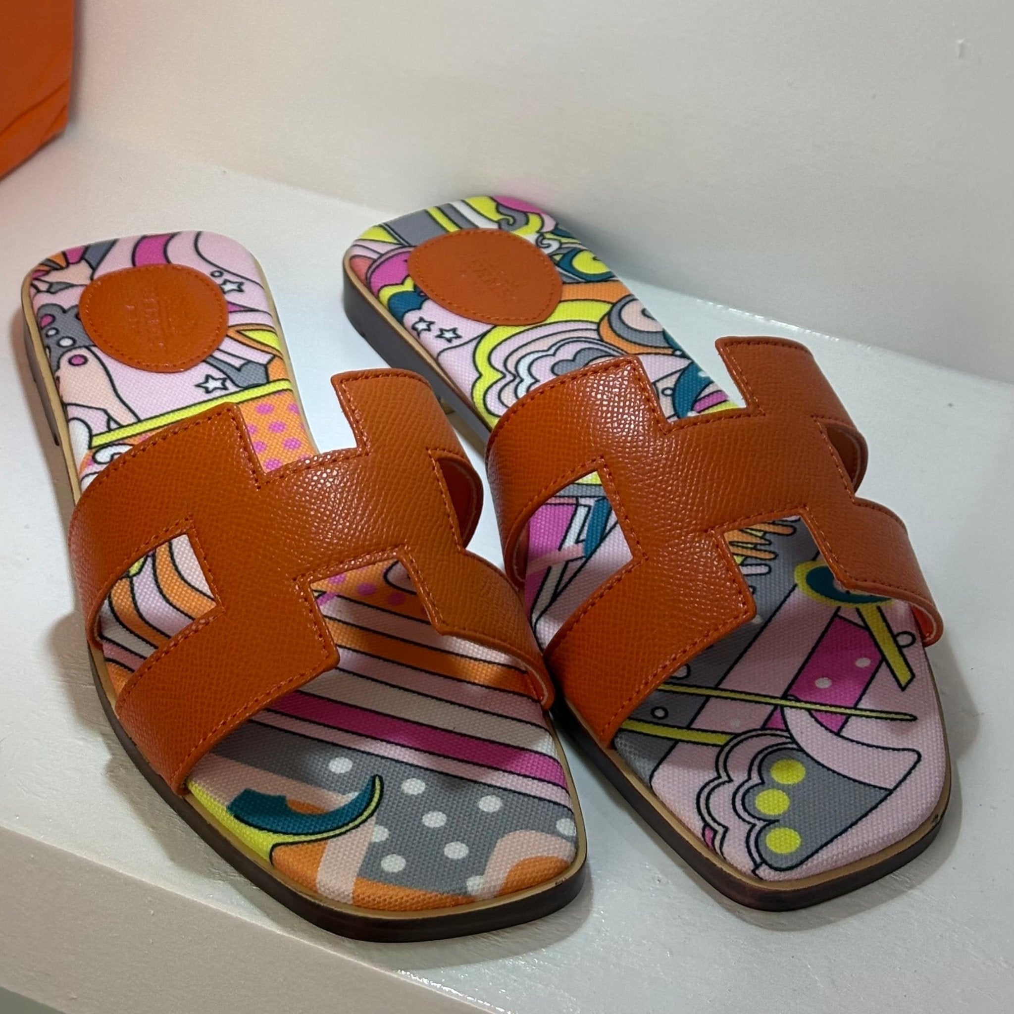 صندل هيرمز ملون - WOW BOUTIQUE