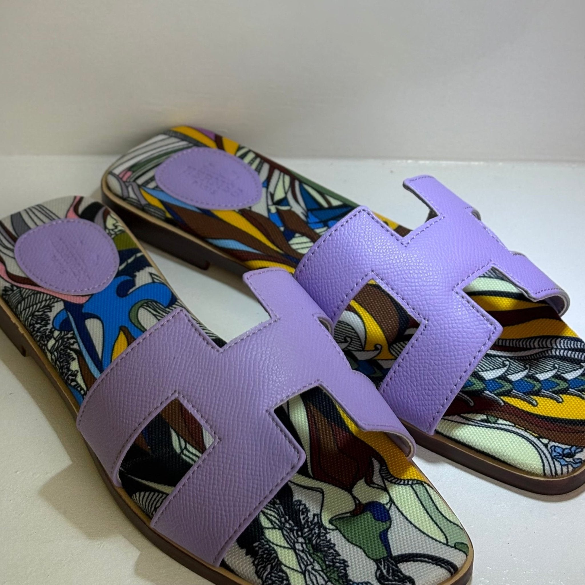 صندل هيرمز ملون - WOW BOUTIQUE